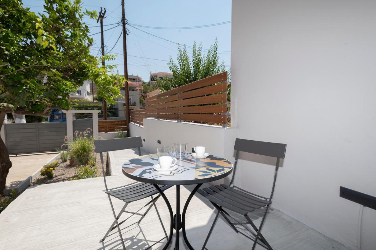 Camara Luxury Apartments Pilos Exterior foto